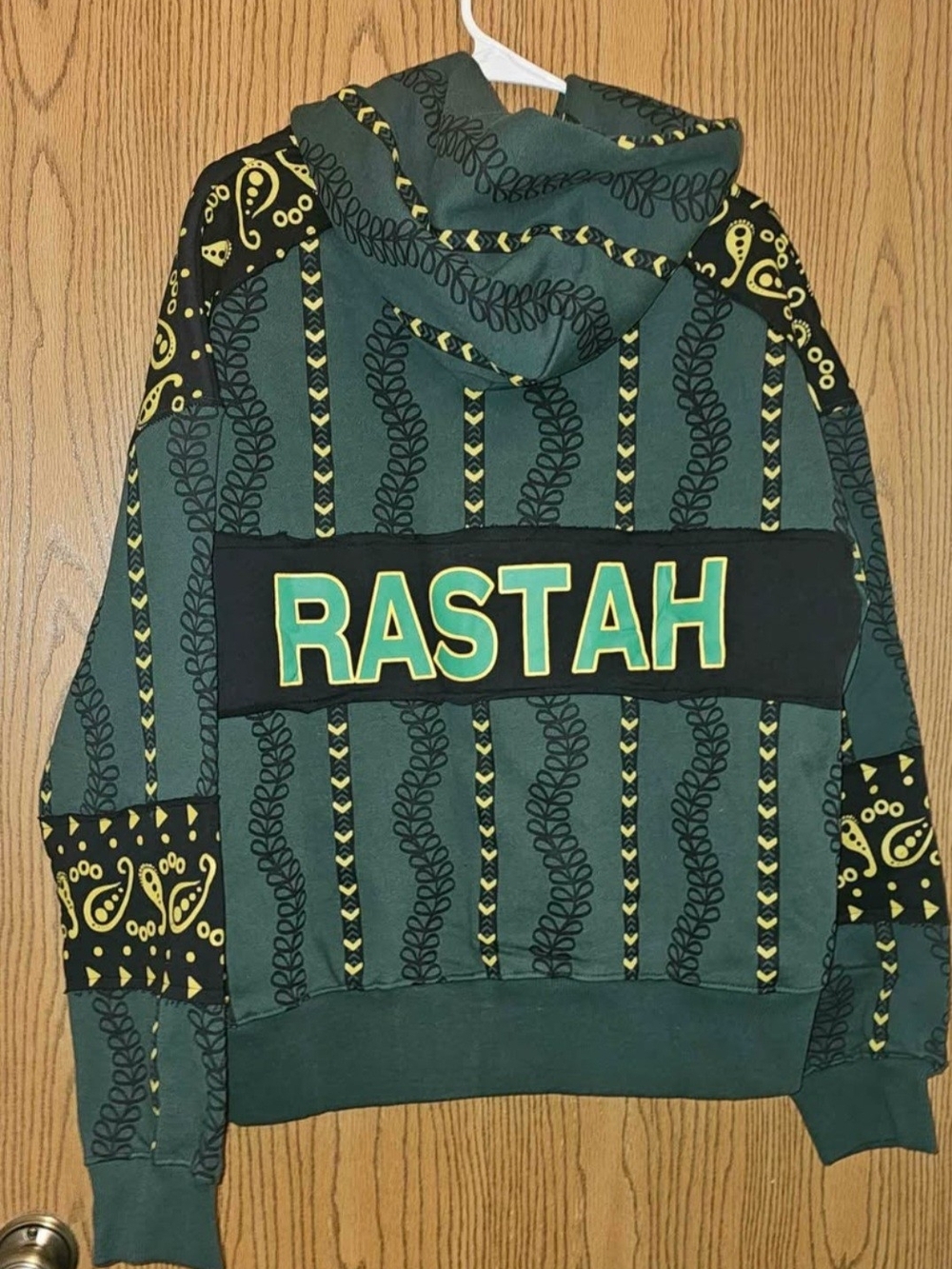 Pakistan Hoodie - Picture 2 of 4